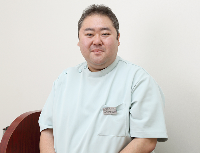 岡田浩嗣（おかだひろつぐ）